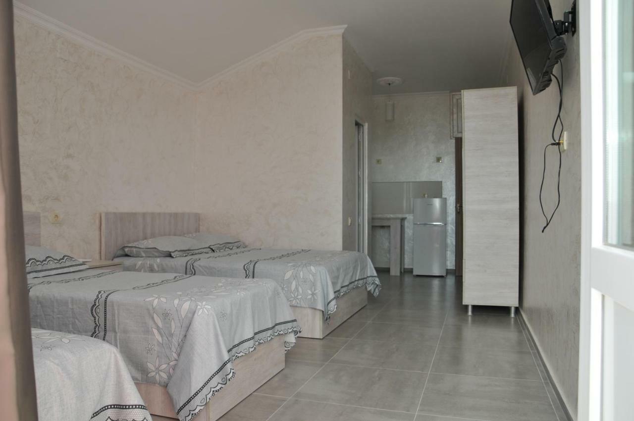 Giomari Hotel Ureki Bagian luar foto
