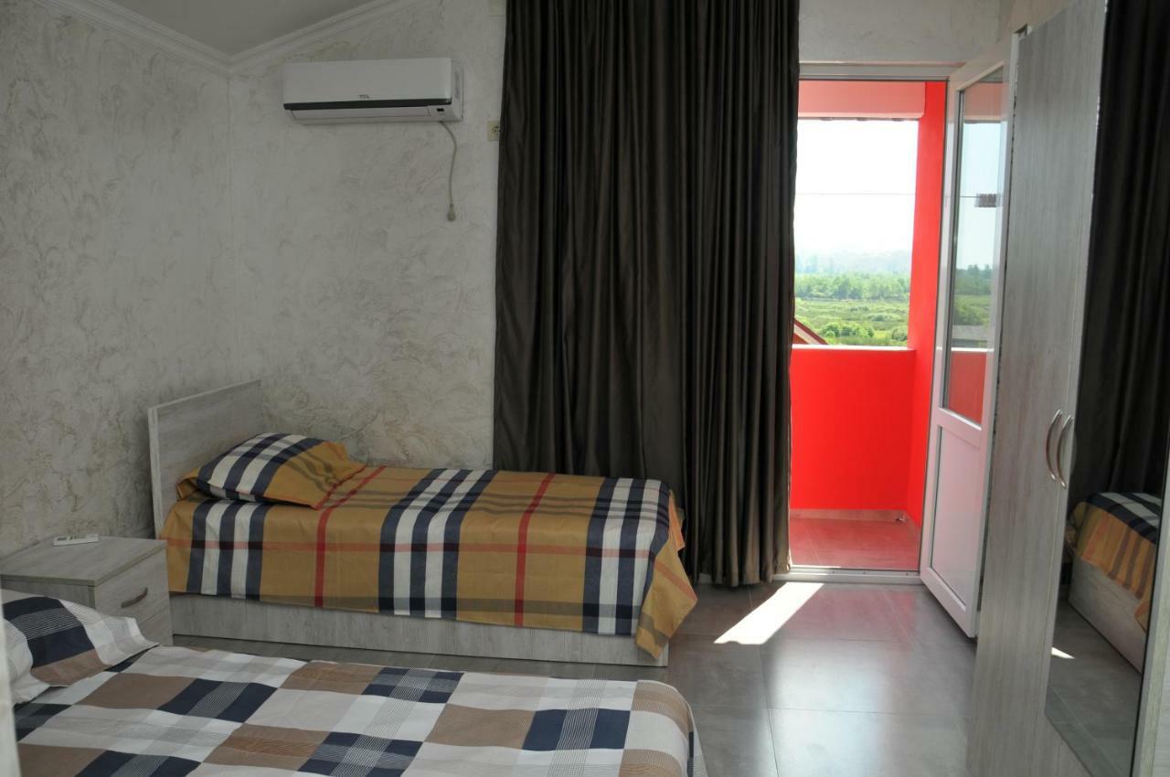 Giomari Hotel Ureki Bagian luar foto