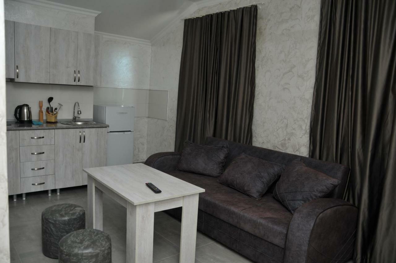 Giomari Hotel Ureki Bagian luar foto