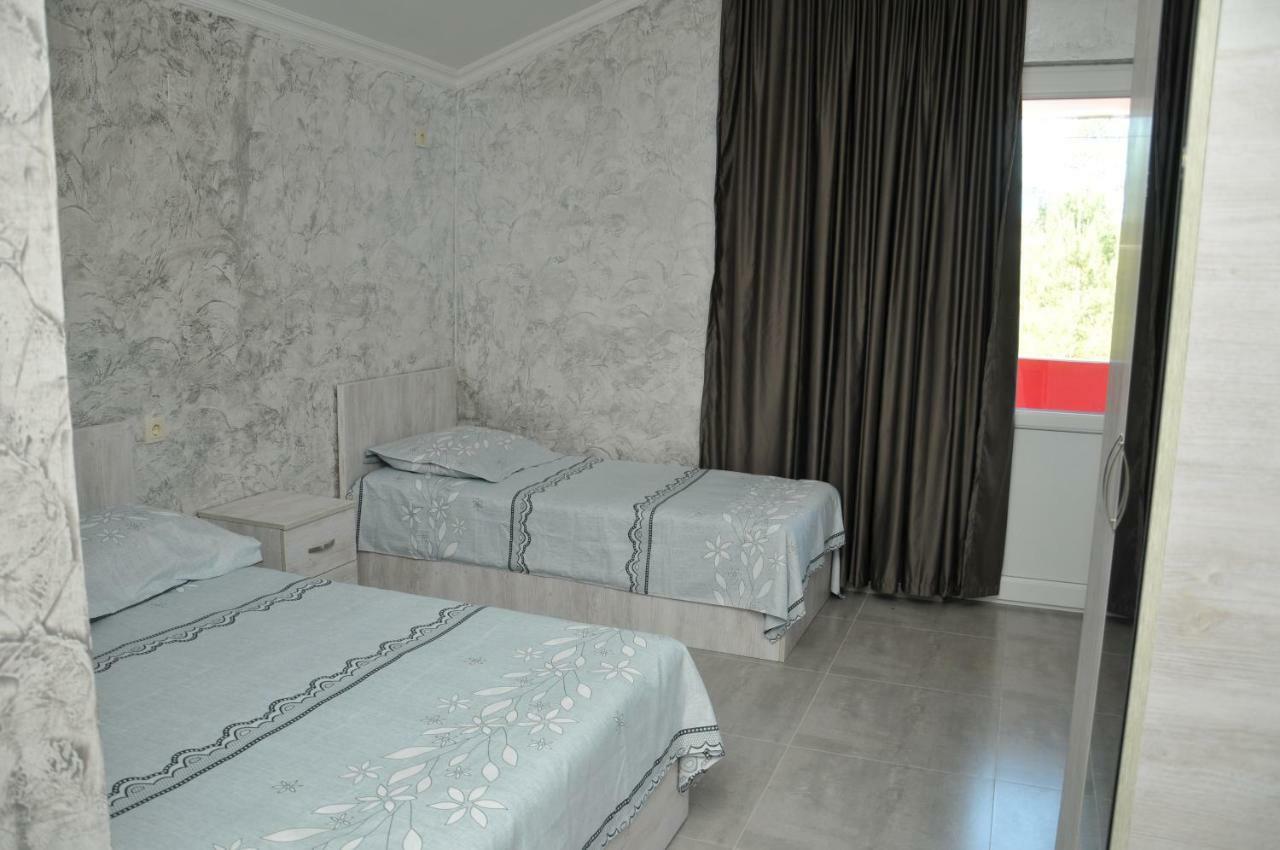 Giomari Hotel Ureki Bagian luar foto