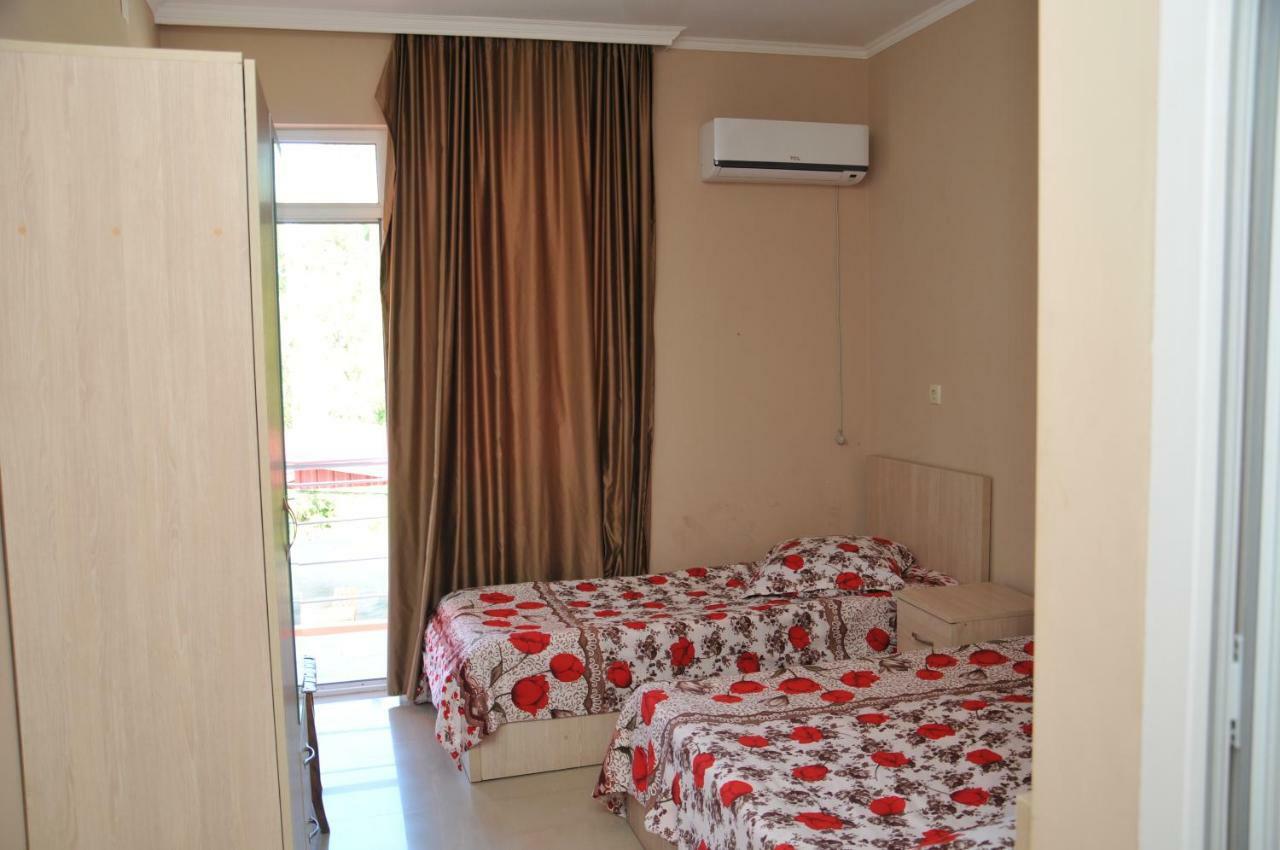 Giomari Hotel Ureki Bagian luar foto