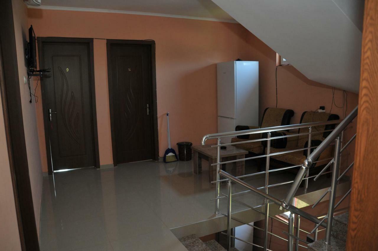 Giomari Hotel Ureki Bagian luar foto