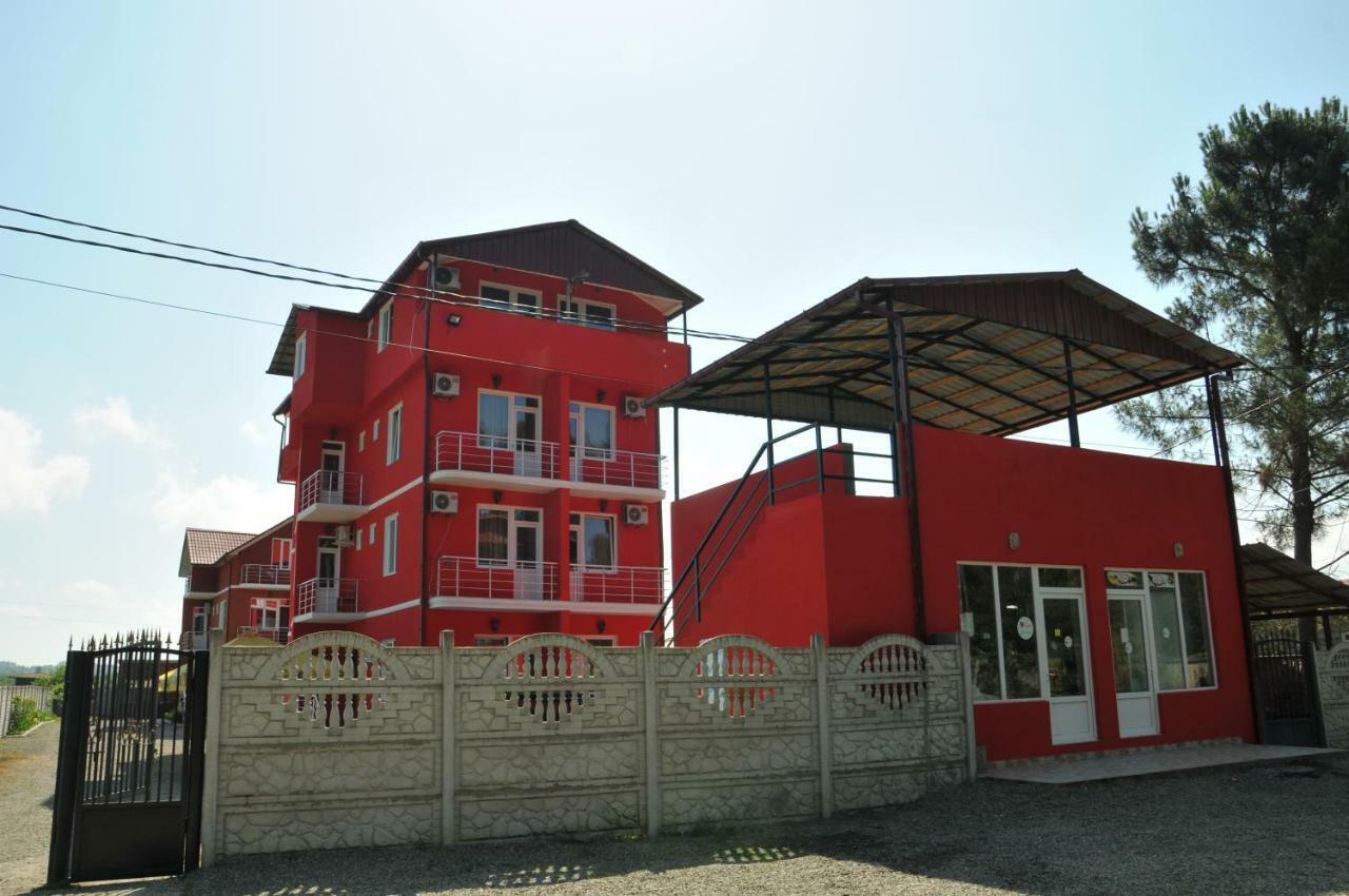 Giomari Hotel Ureki Bagian luar foto