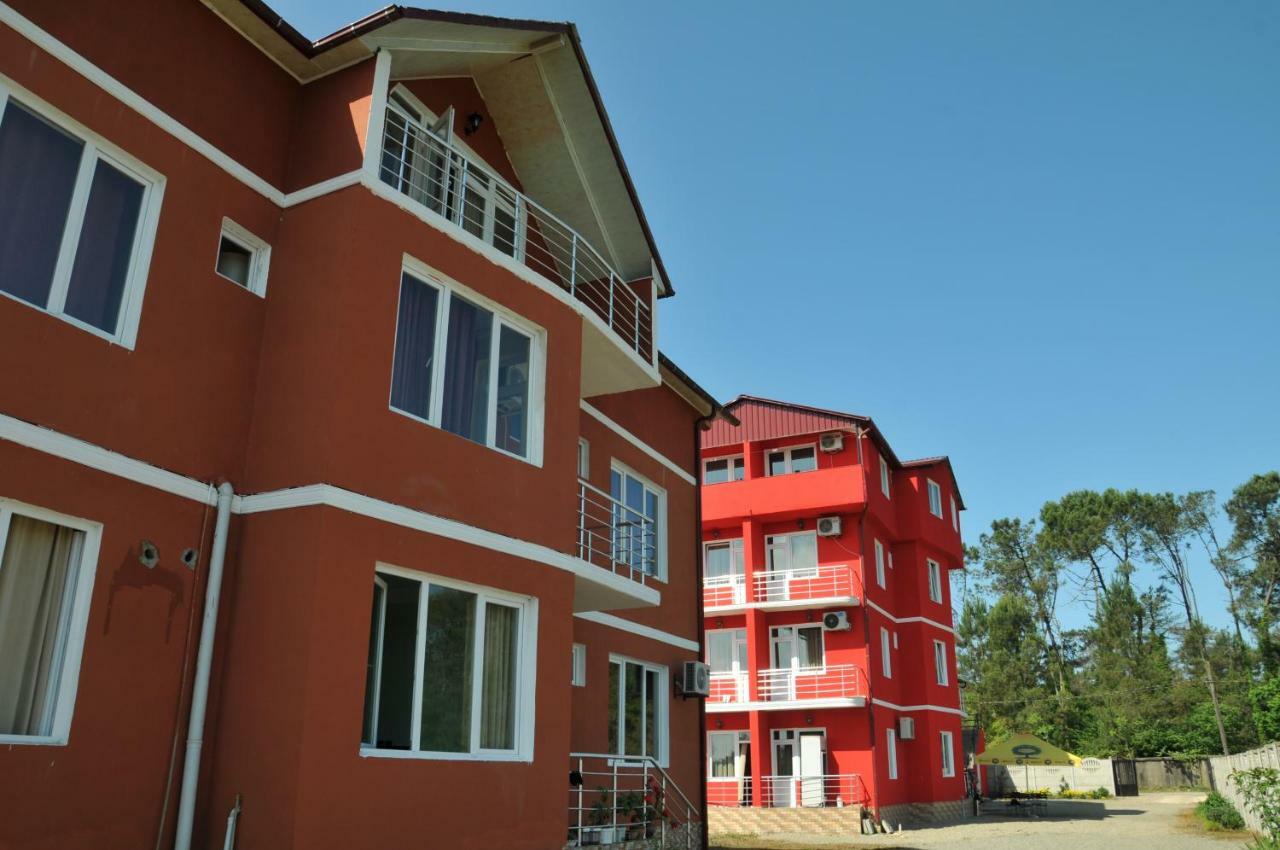 Giomari Hotel Ureki Bagian luar foto